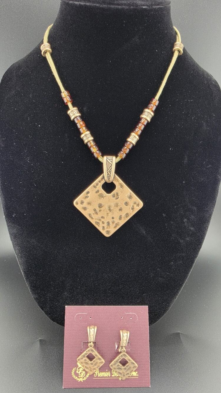Vintage "Bali" Necklace and Earrings Set from Premier Designs.